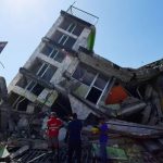 Terremoto de 7.4 sacude Colombia; deja más de 100 muertos y graves daño