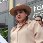 Fiscalía de Michoacán presiona a alcaldesa de Uruapan por celulares de Carlos Manzo