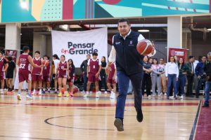 UDEP y Lobos Puebla acercan el básquetbol profesional a jóvenes estudiantes